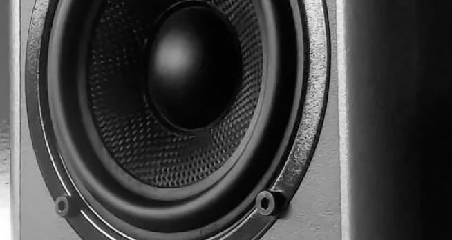 ZX9 Speaker gallery image 1